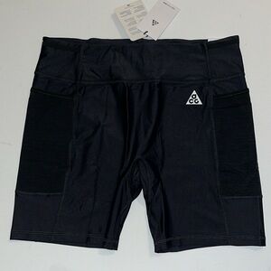 Nike Acg XL Dri Tight Fit Mid Rise Above knee Women’s black shorts NWT $95